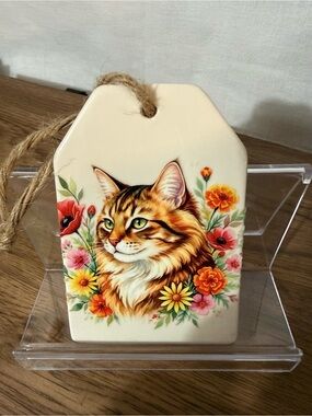 Decorative Cat Tile Hanging Plaque - Cream with Floral Artwork